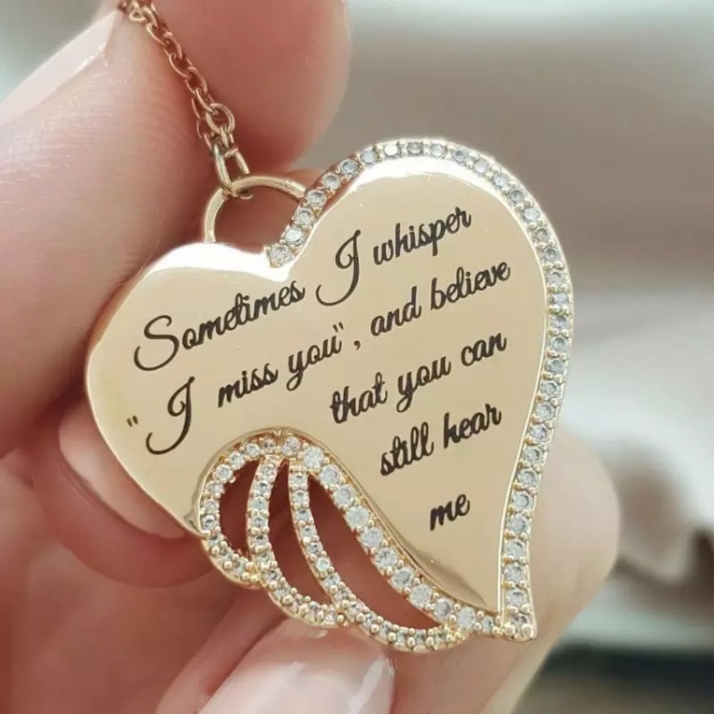🎉 New Memorial Heart Crystal Necklace